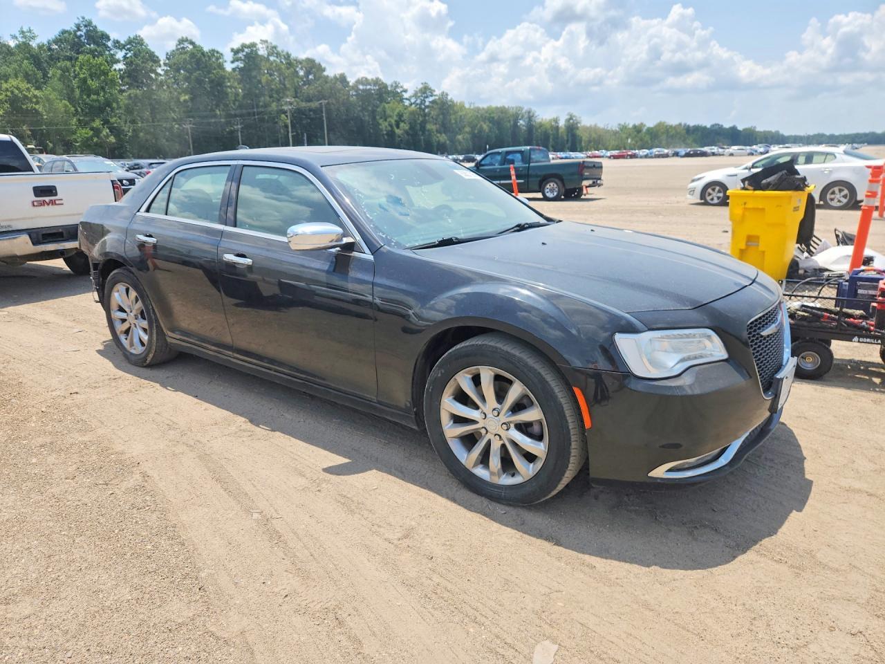2020 Chrysler 300 Limited - zdjęcie 4