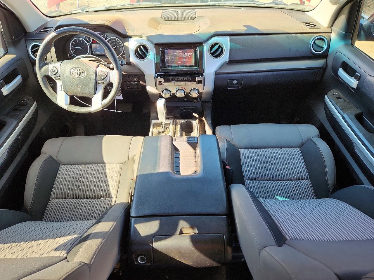 2016 Toyota Tundra Sr5 - zdjęcie 8