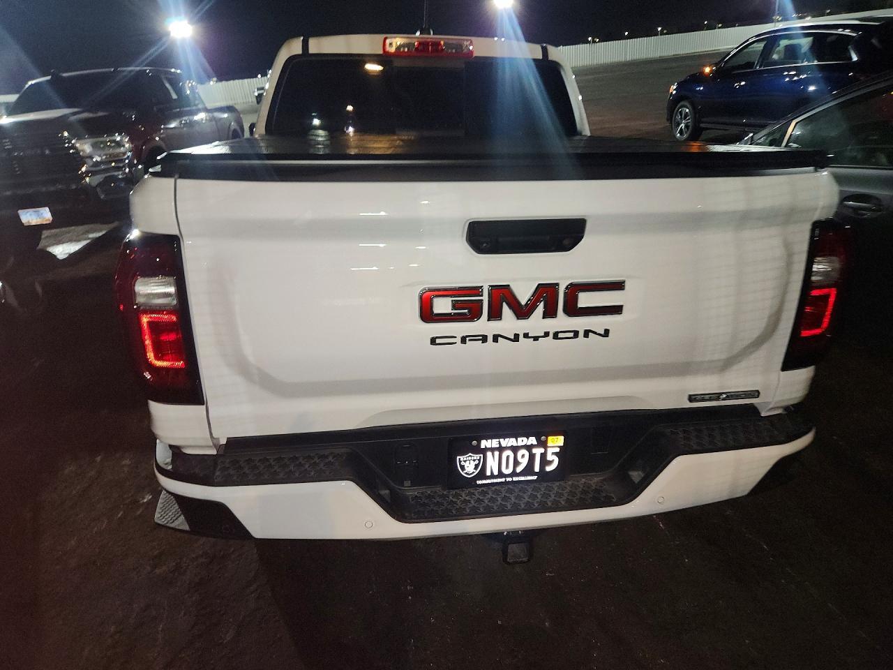 2026 GMC Canyon Elevation - zdjęcie 6