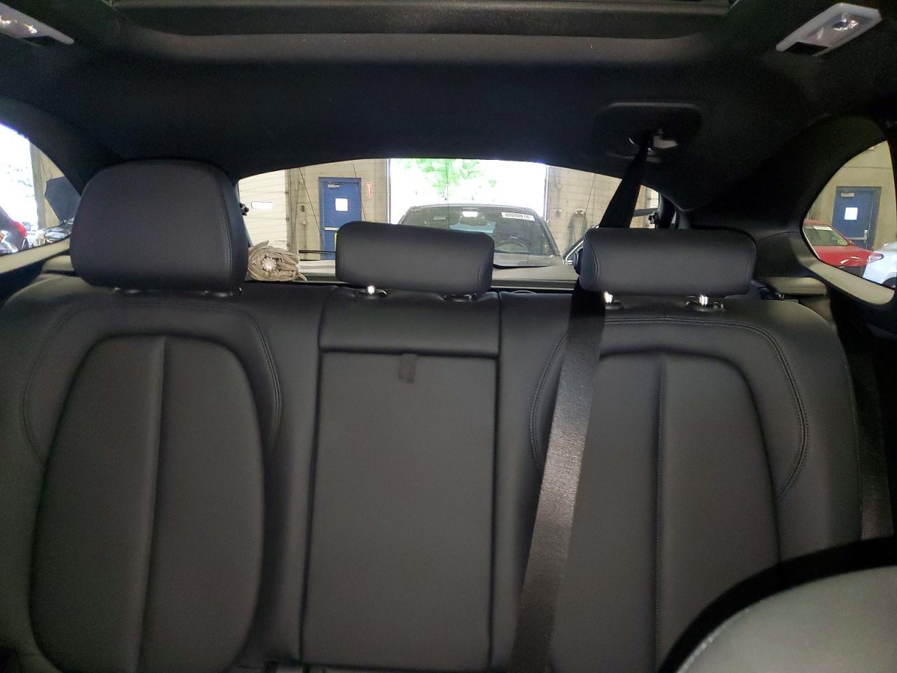 2021 BMW X1 xDrive28I - zdjęcie 10