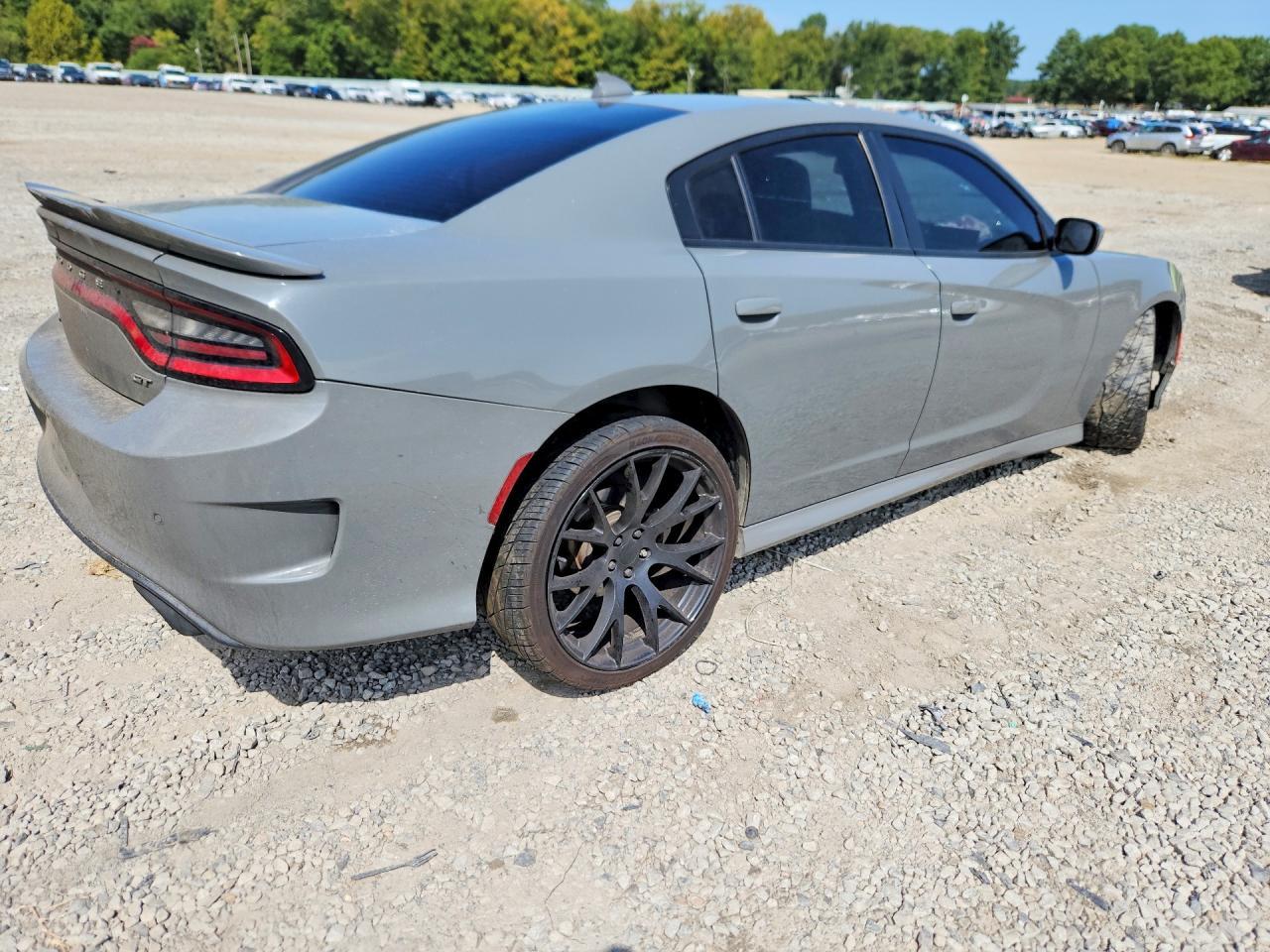 2019 Dodge Charger Gt - zdjęcie 3