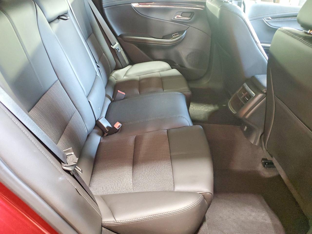 2016 Chevrolet Impala Lt - zdjęcie 10