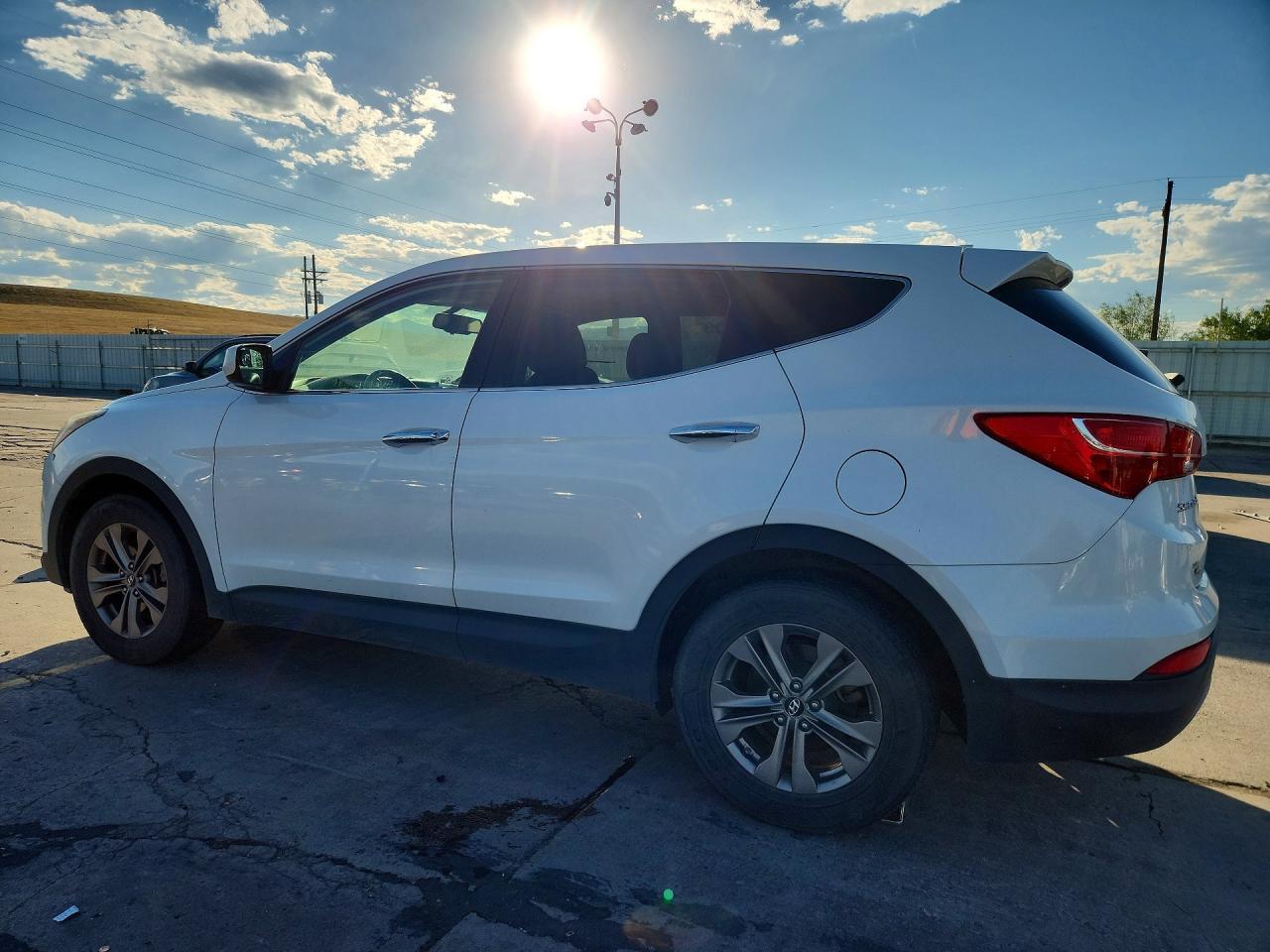 2014 Hyundai Santa Fe Sport 2.4L - zdjęcie 2