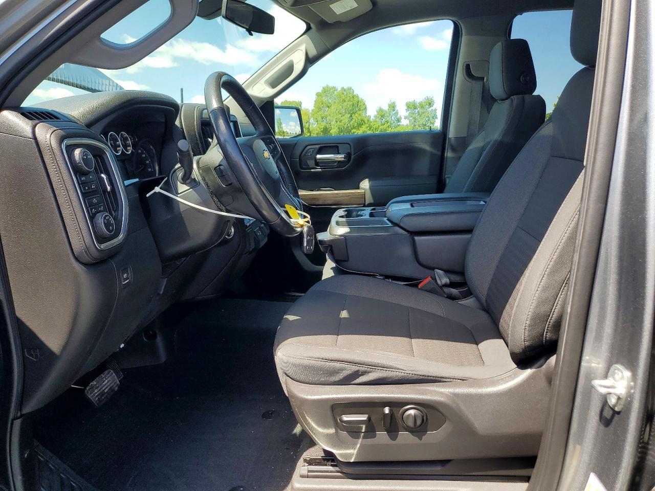 2020 Chevrolet Silverado K1500 Lt - zdjęcie 7
