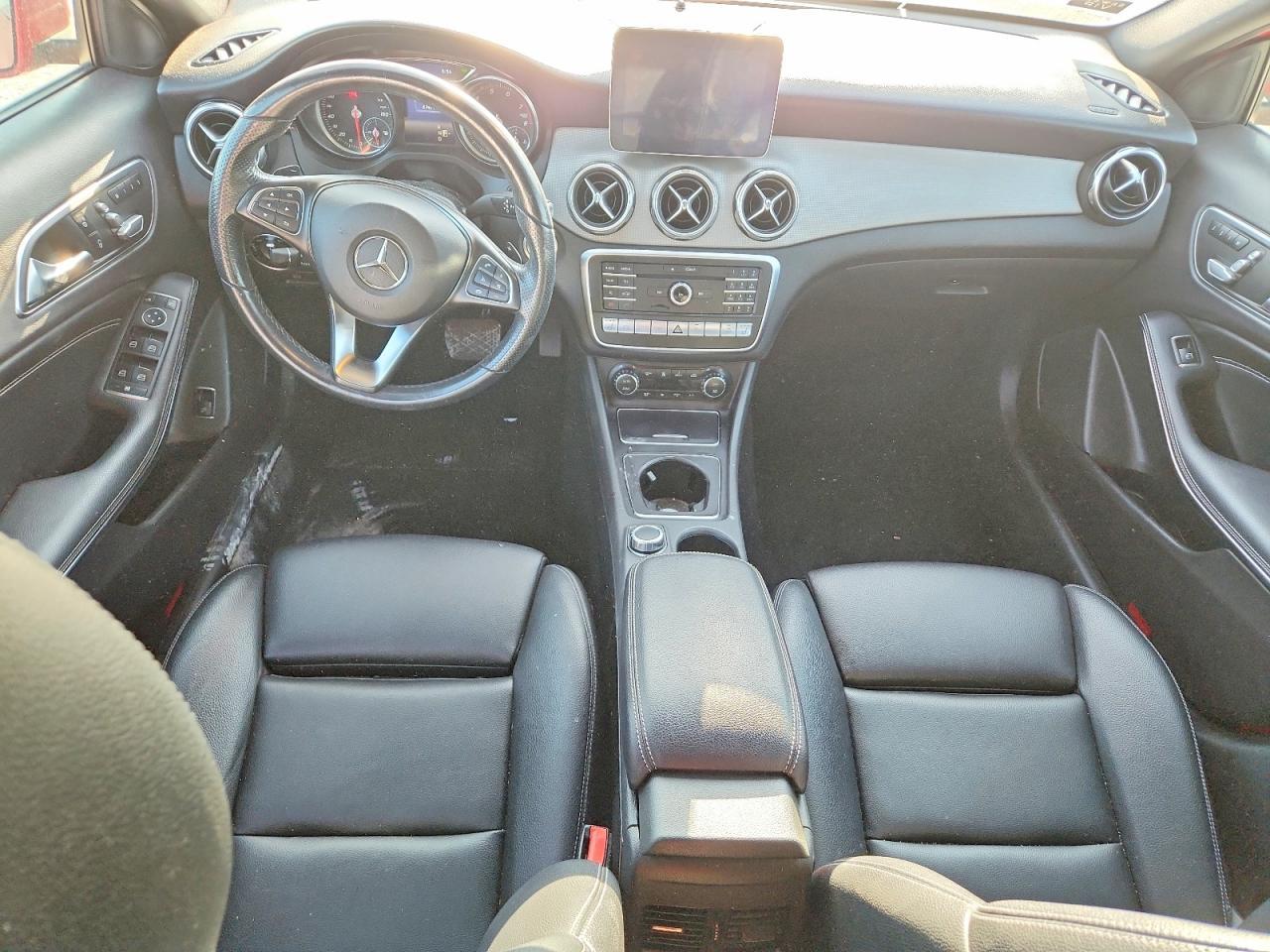 2019 Mercedes-Benz Gla 250 4Matic - zdjęcie 8