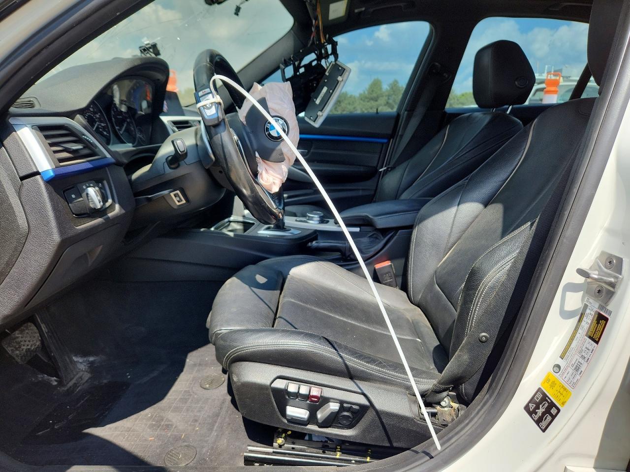 2017 BMW Seria 3 340i - zdjęcie 7