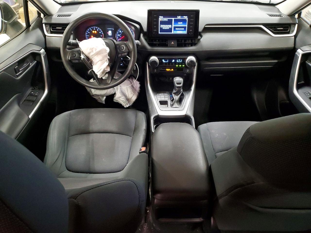 2019 Toyota Rav4 Le - zdjęcie 8
