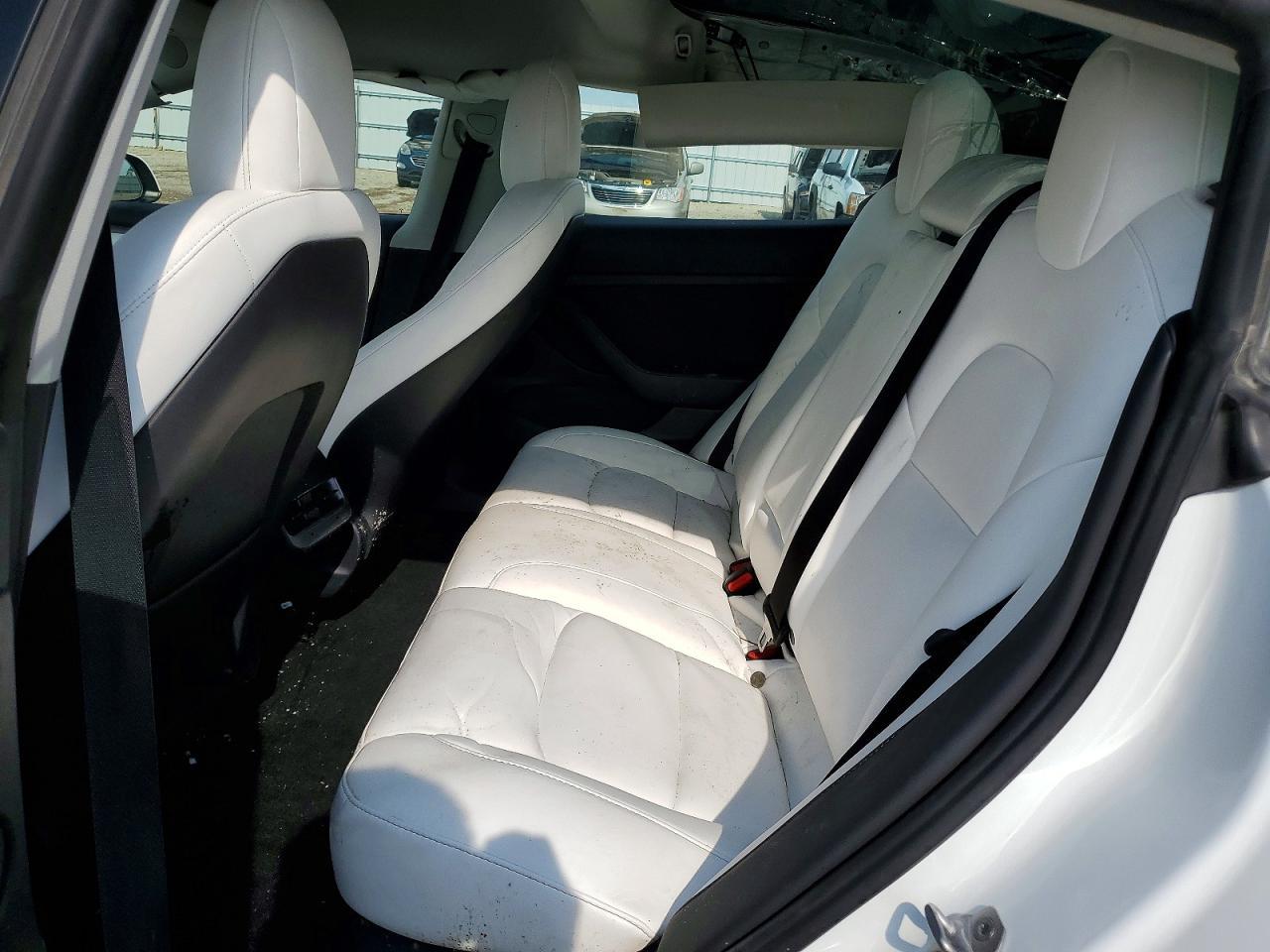 2023 Tesla 3 - zdjęcie 10