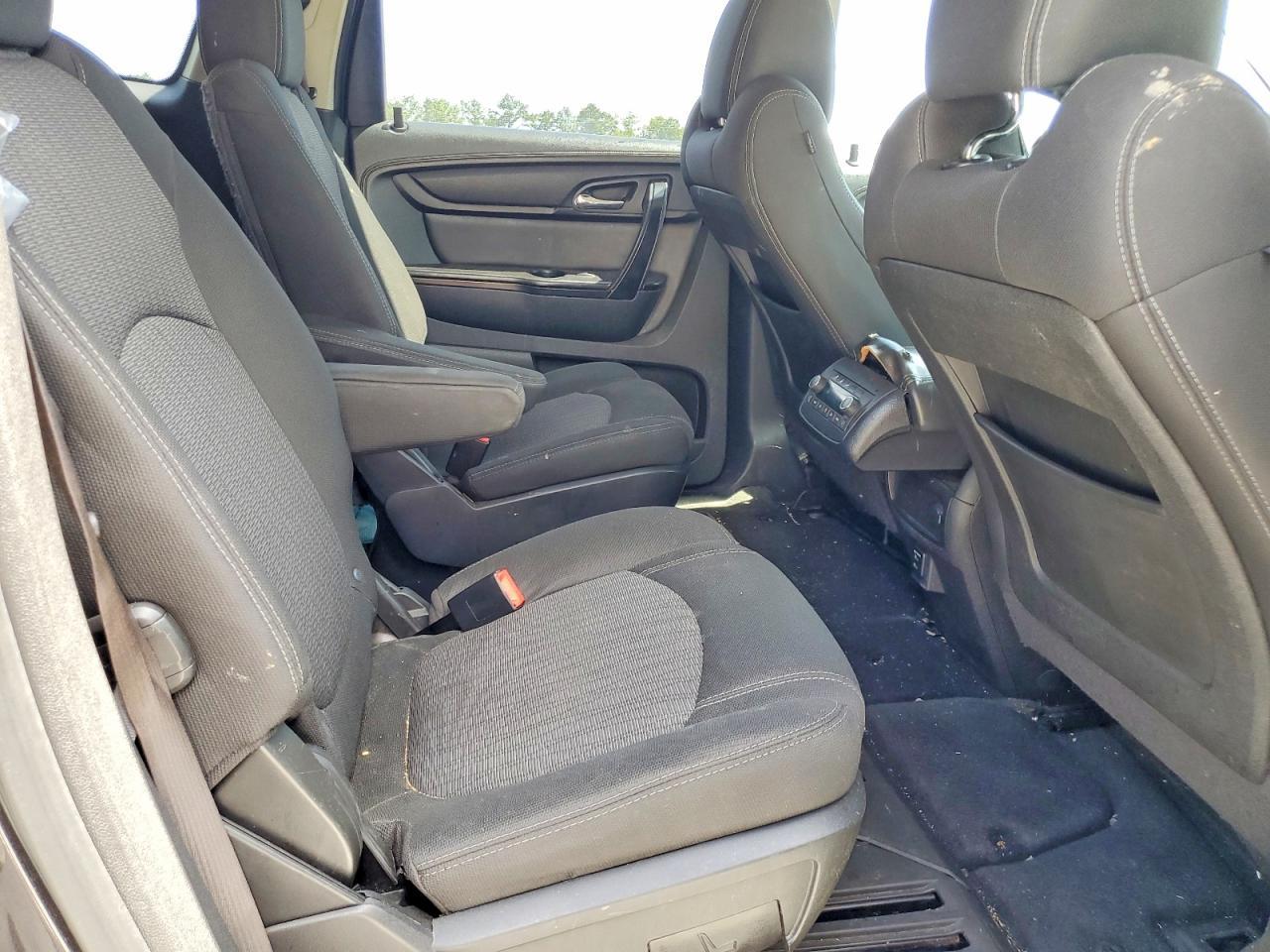 2015 Chevrolet Traverse Lt - zdjęcie 11