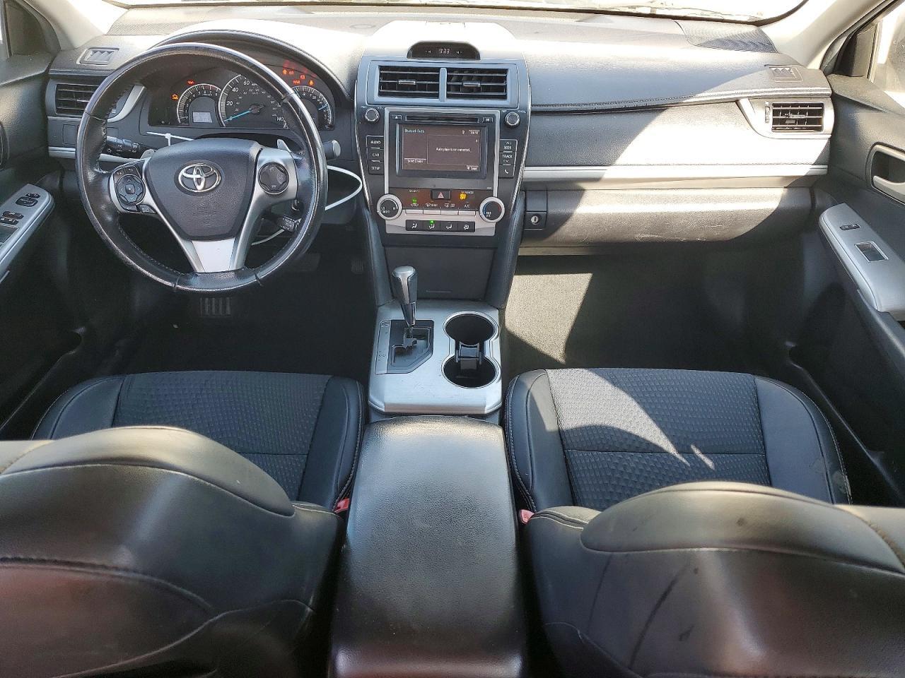 2014 Toyota Camry Se - zdjęcie 8