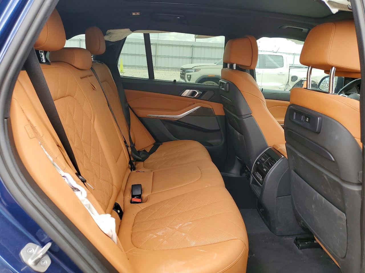 2023 BMW X5 xDrive45E - zdjęcie 10