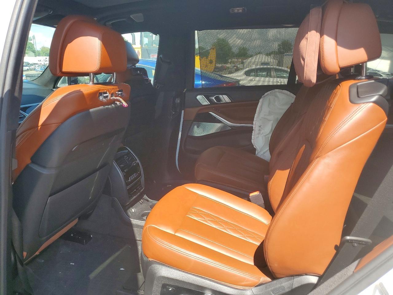 2019 BMW X7 xDrive50I - zdjęcie 11