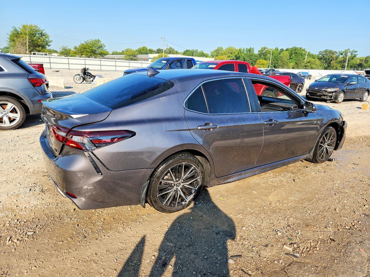2023 Toyota Camry Se - zdjęcie 3