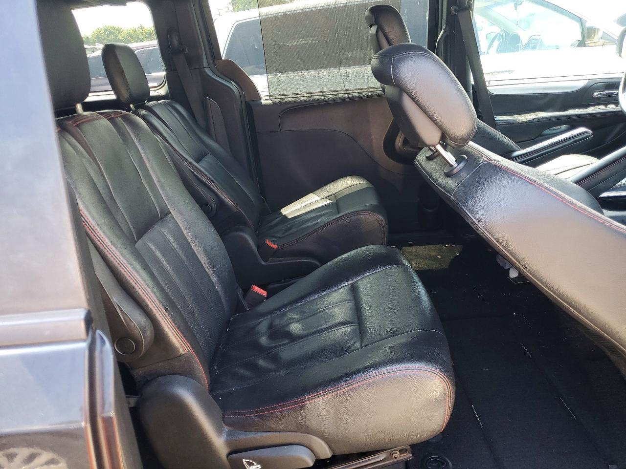 2019 Dodge Grand Caravan Gt - zdjęcie 11