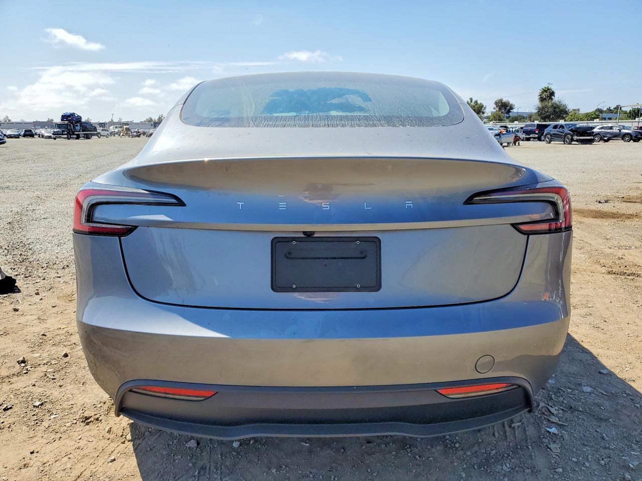 2024 Tesla Model 3 - zdjęcie 6