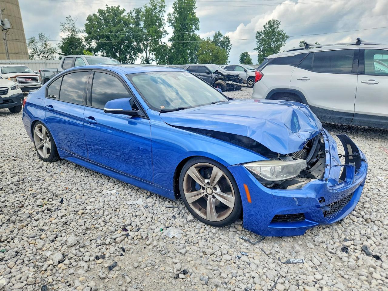 2013 BMW Seria 3 335i - zdjęcie 4
