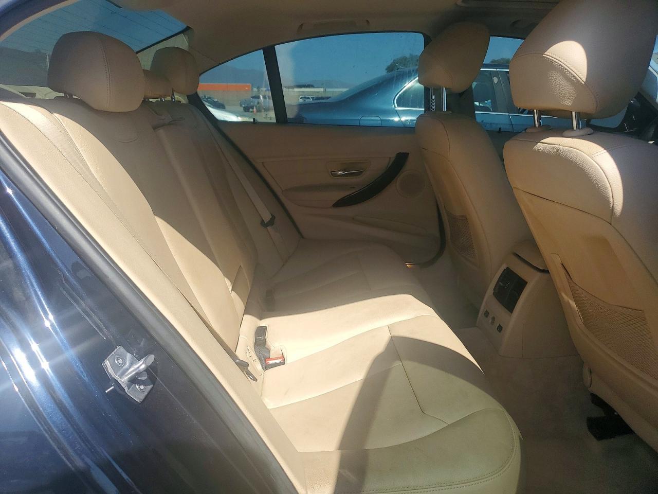 2015 BMW 328 Xi Sulev - zdjęcie 10