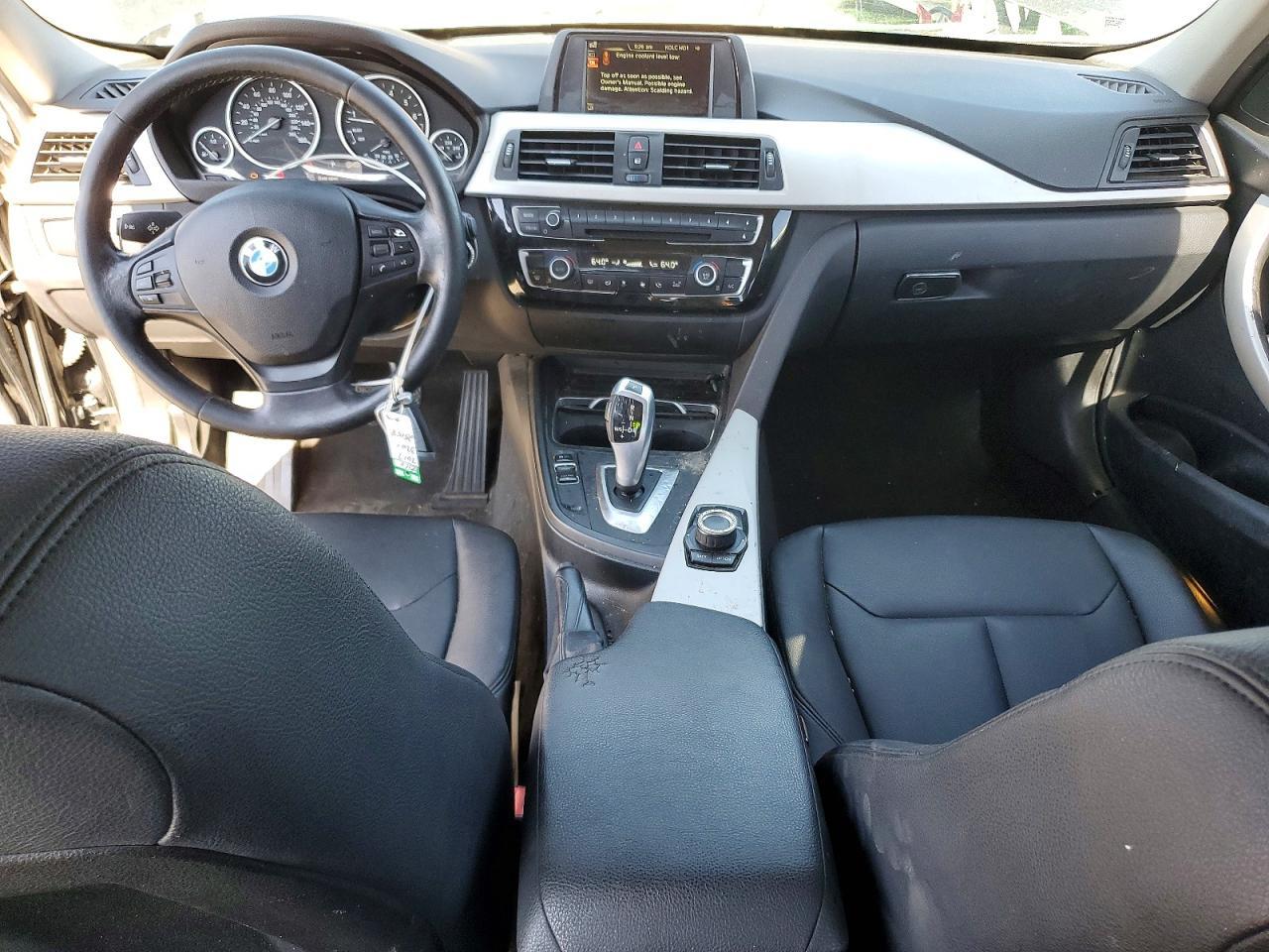 2017 BMW 320 I - zdjęcie 8