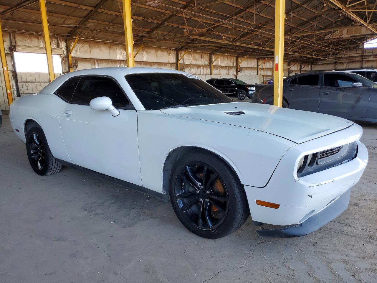 2014 Dodge Challenger Sxt - zdjęcie 4