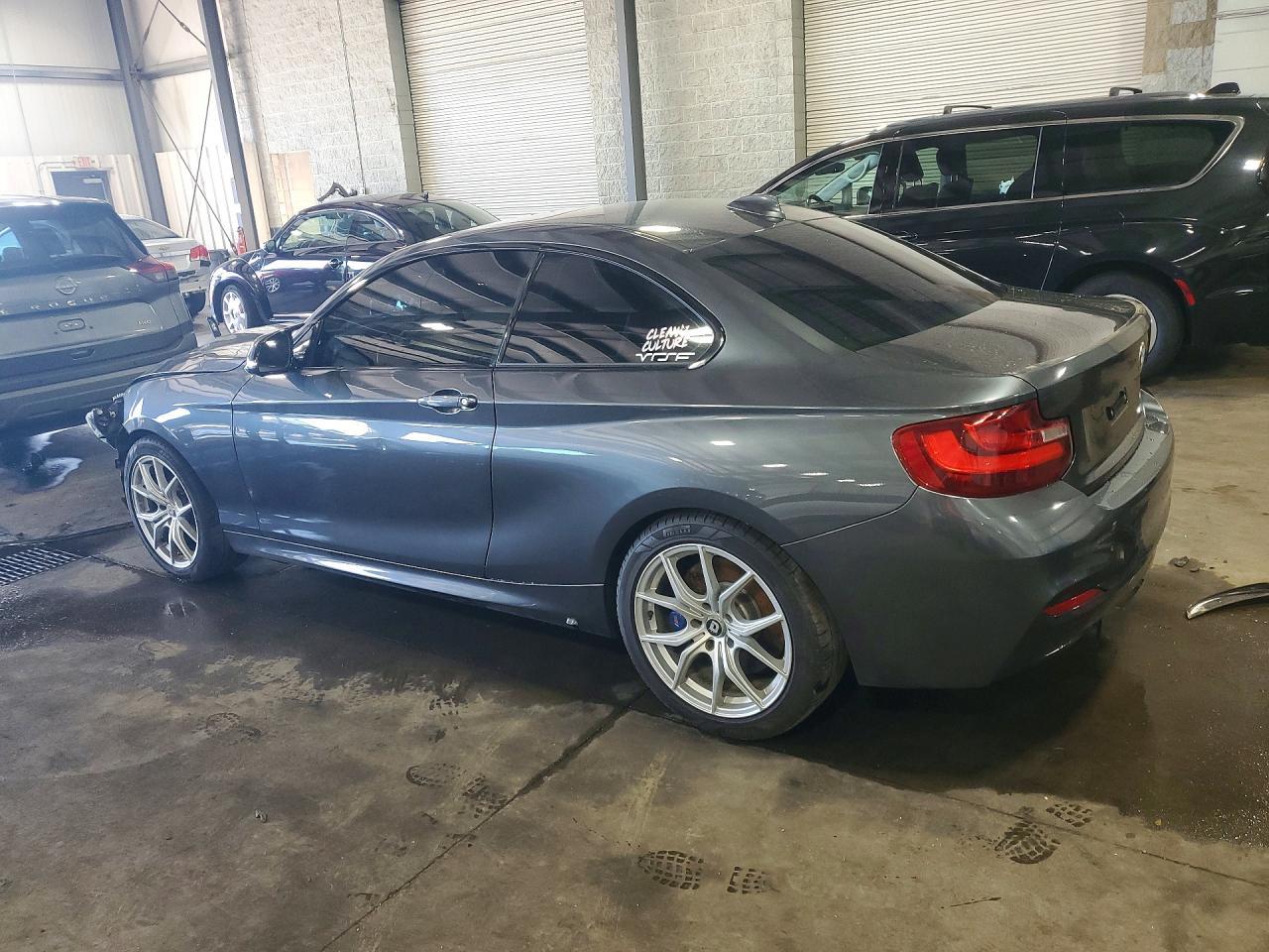 2015 BMW Seria 2 Coupe M235i - zdjęcie 2