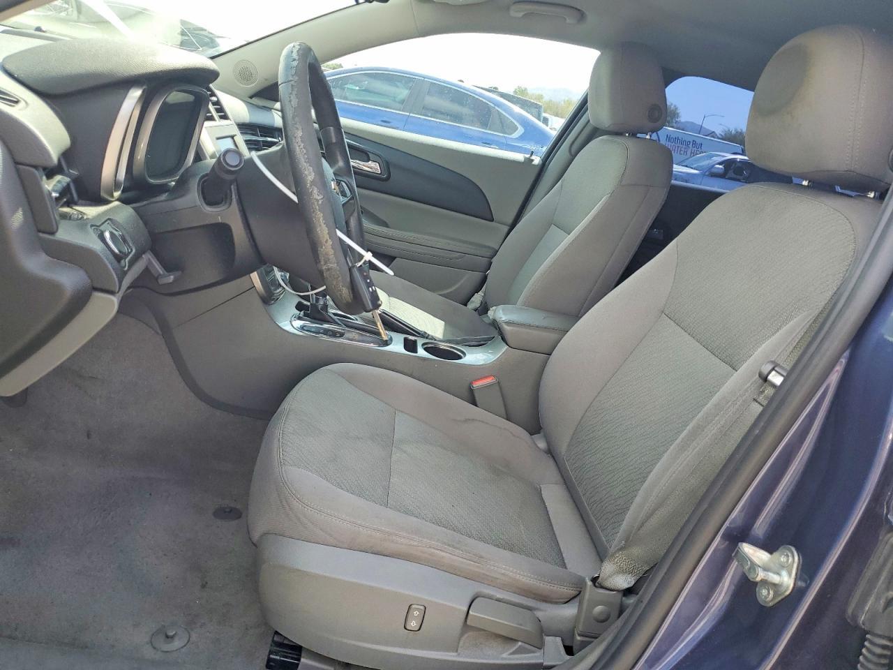2014 Chevrolet Malibu Ls - zdjęcie 7