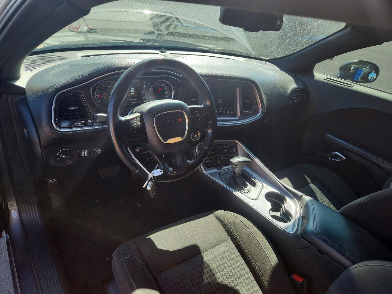 2020 Dodge Challenger Sxt - zdjęcie 8
