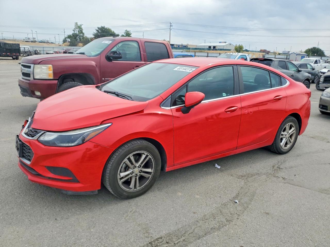 2018 Chevrolet Cruze Lt - zdjęcie główne