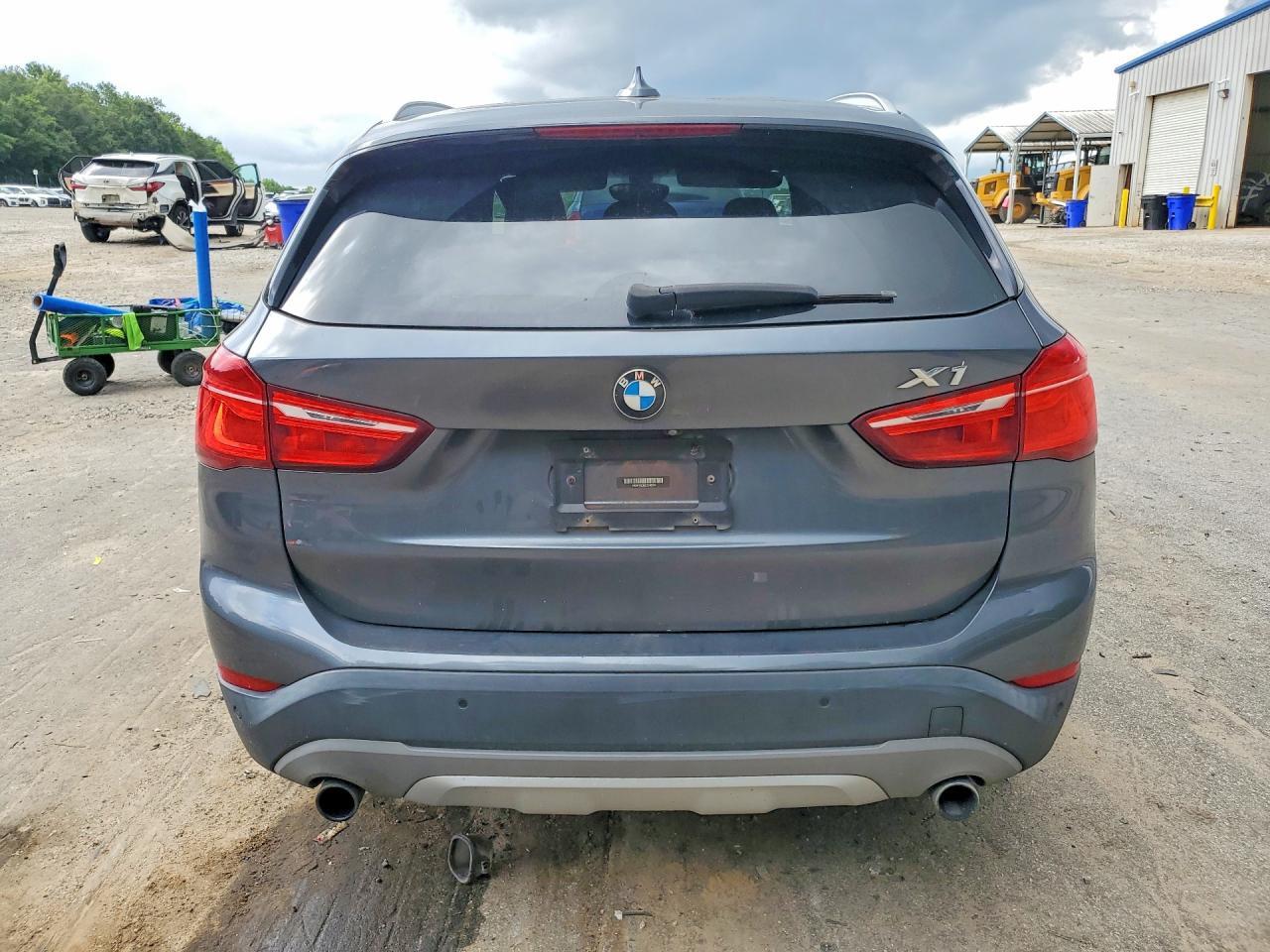 2016 BMW X1 xDrive28I - zdjęcie 6
