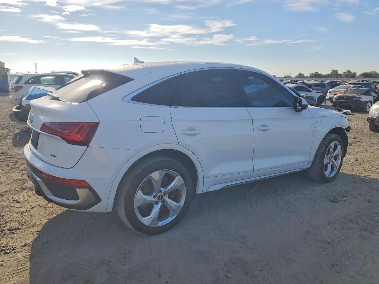 2021 Audi Q5 Sportback Premium Plus - zdjęcie 3