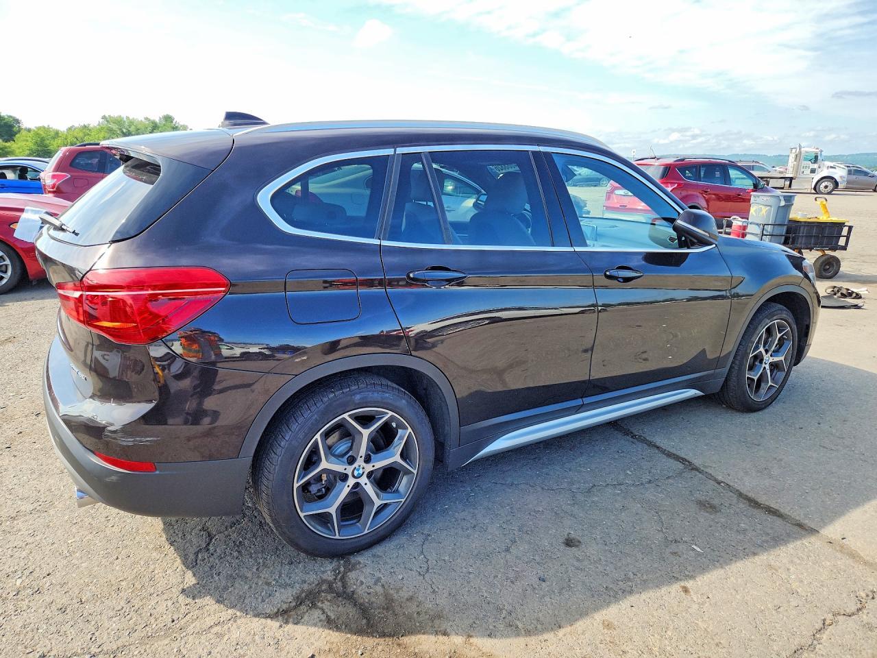 2018 BMW X1 xDrive28I - zdjęcie 3