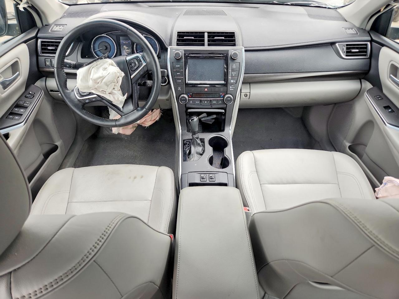 2017 Toyota Camry Xle - zdjęcie 8