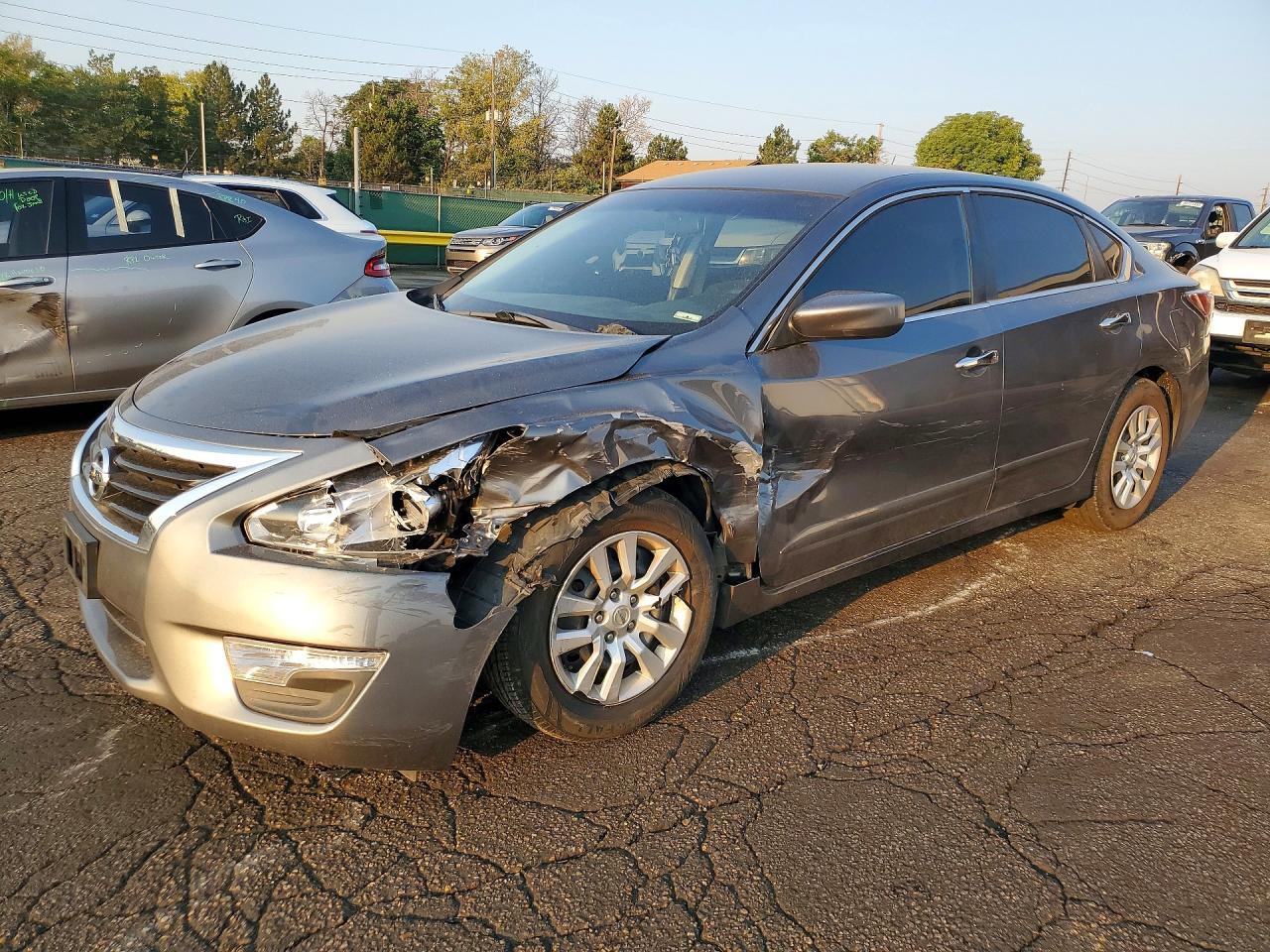 2014 Nissan Altima 2.5 S - zdjęcie główne