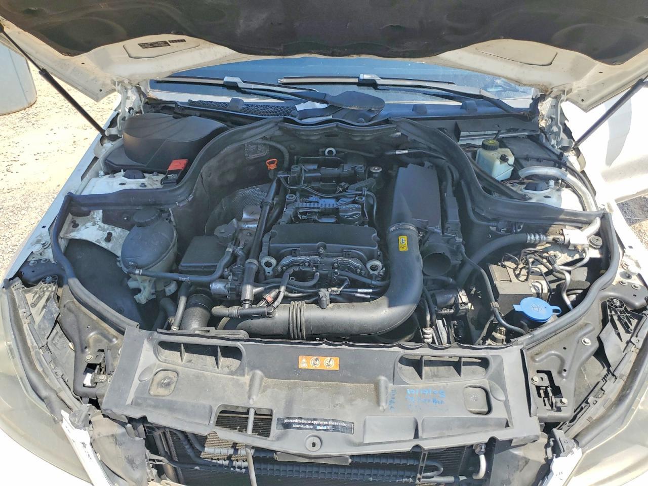 2015 Mercedes-Benz C 250 - zdjęcie 11