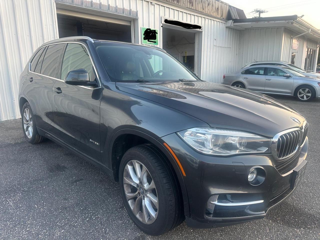 2015 BMW X5 xDrive35I - zdjęcie 2