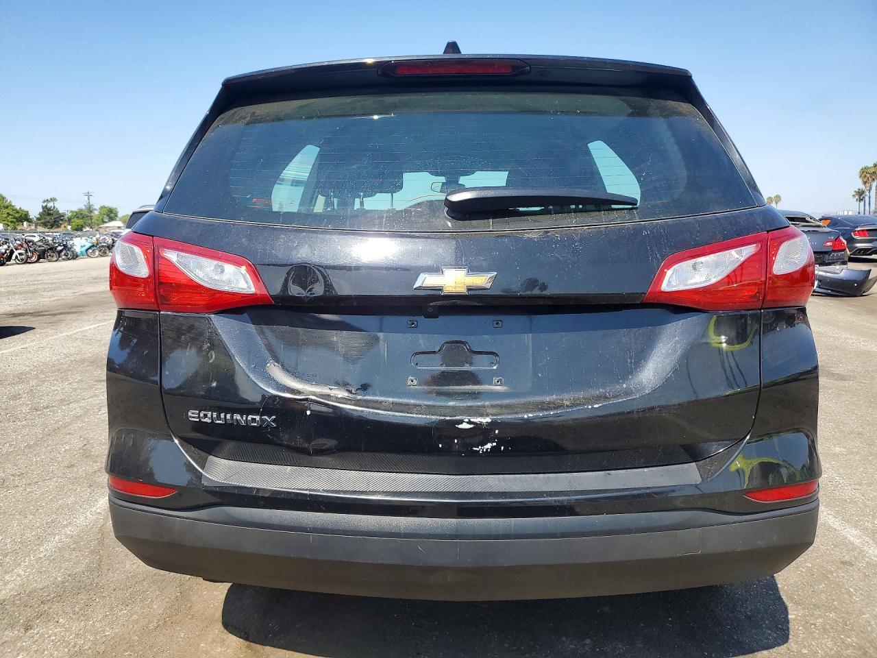 2019 Chevrolet Equinox Ls - zdjęcie 6