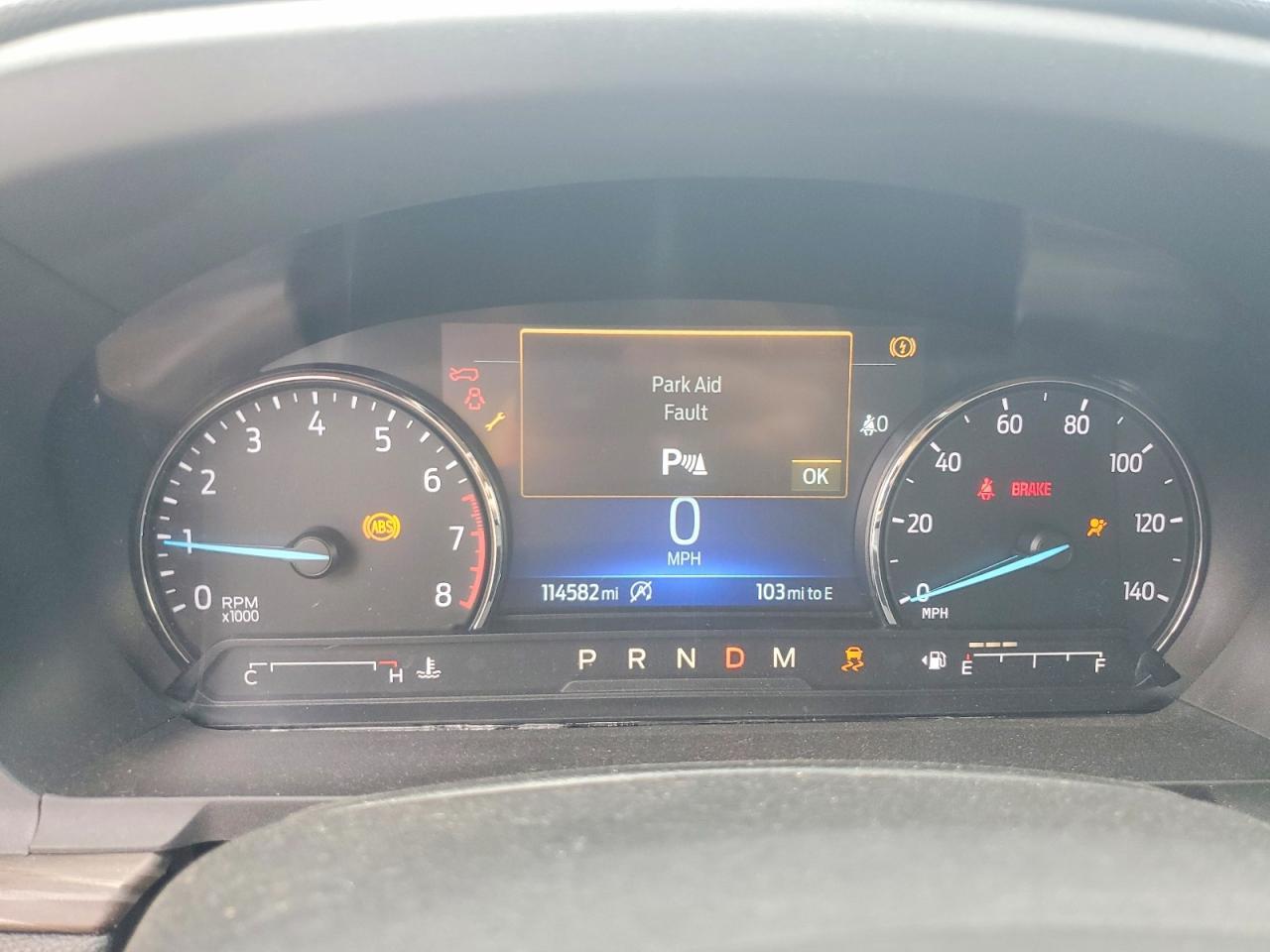2020 Ford Explorer Limited - zdjęcie 9