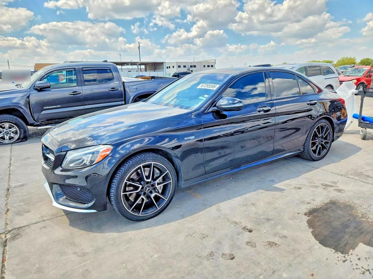 2017 Mercedes-Benz Klasa C - zdjęcie główne