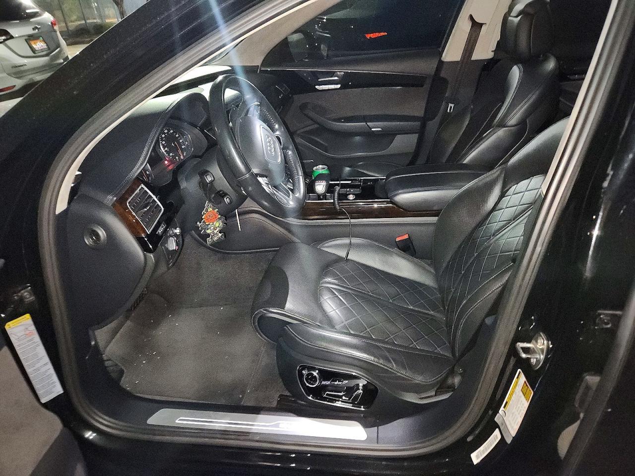 2018 Audi A8 L Quattro - zdjęcie 7