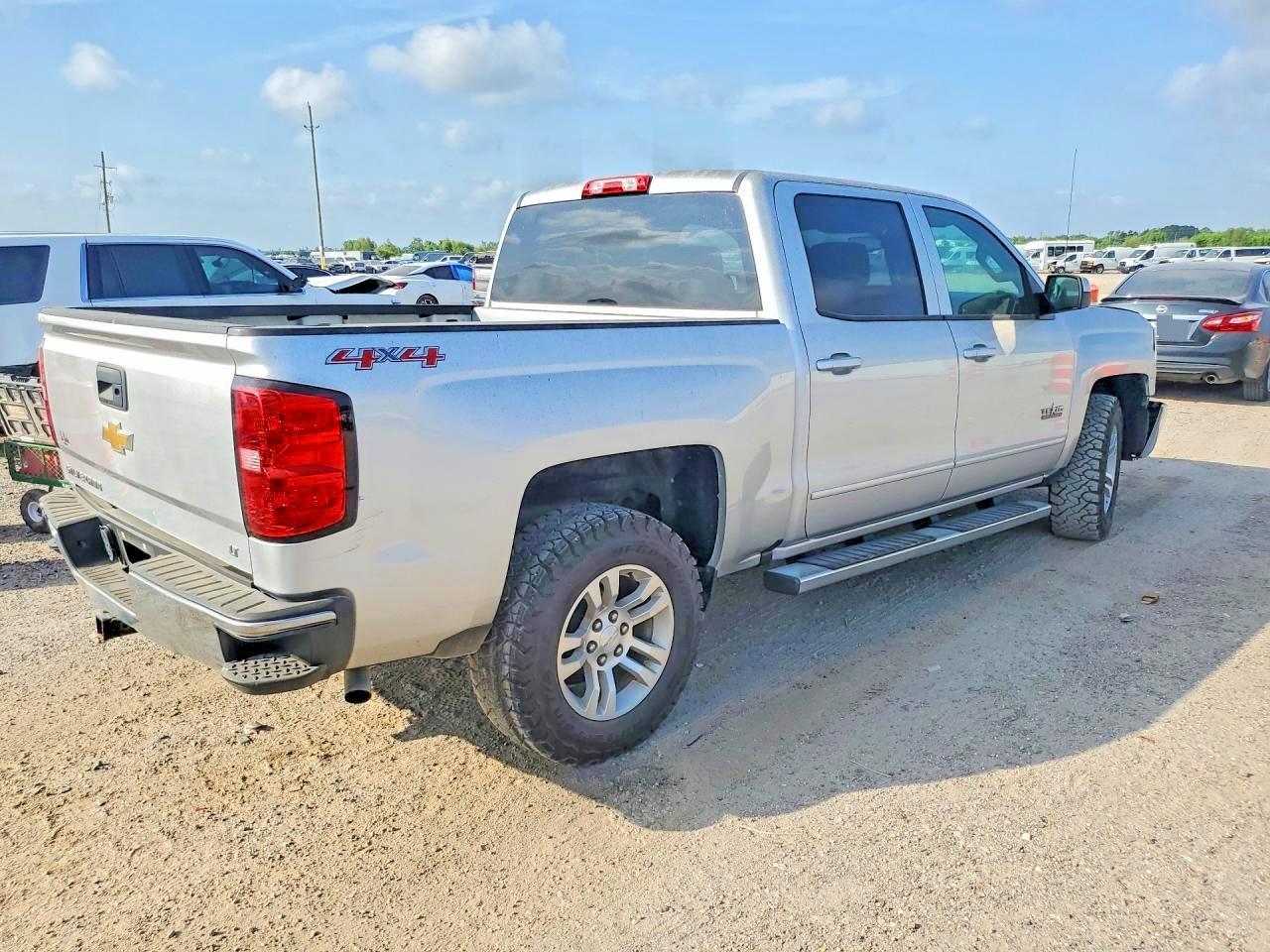 2017 Chevrolet Silverado K1500 Lt - zdjęcie 3
