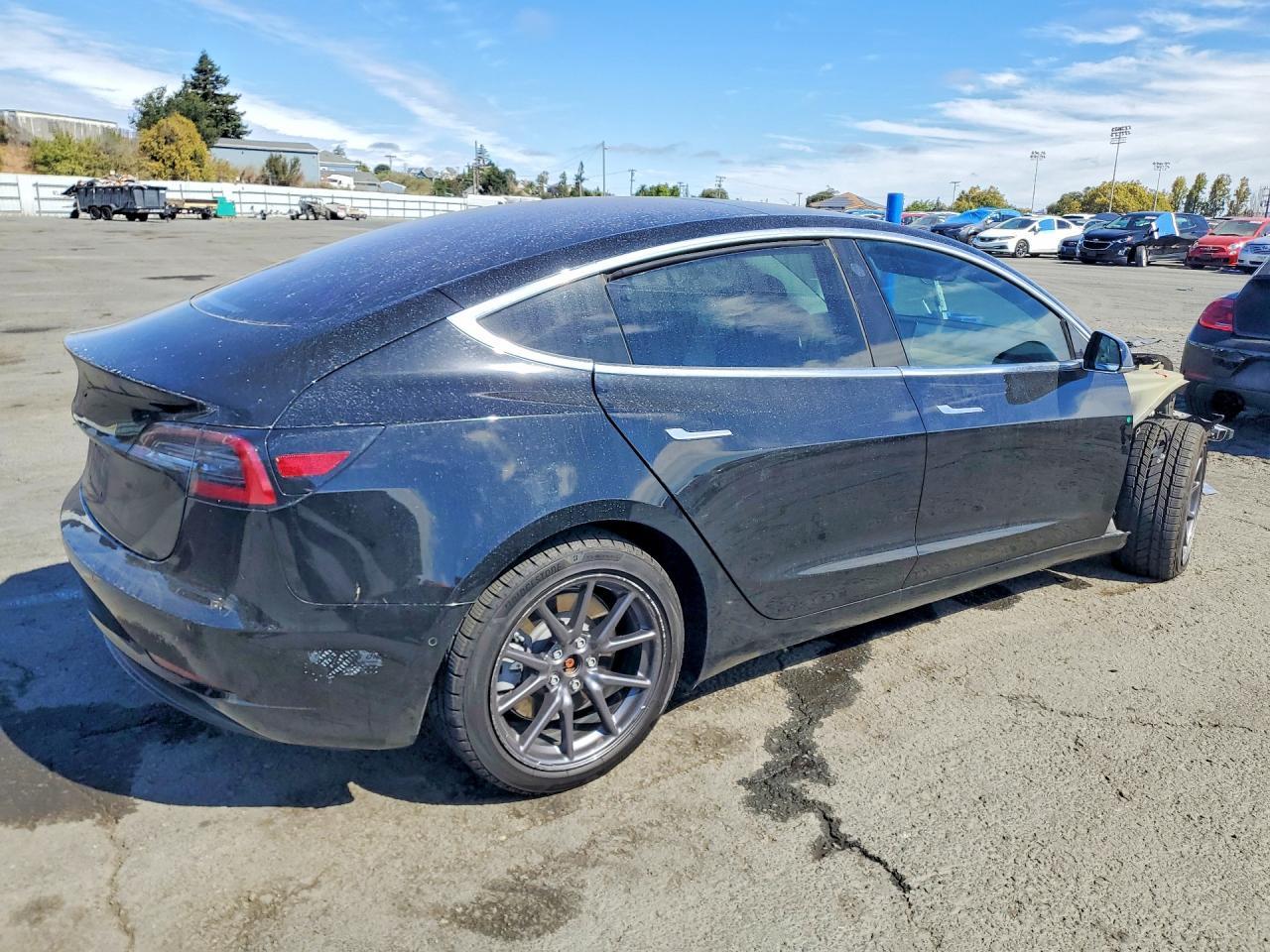 2018 Tesla Model 3 - zdjęcie 3