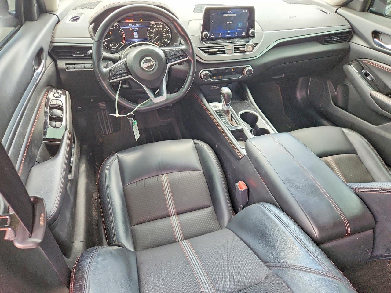2023 Nissan Altima Sr - zdjęcie 8