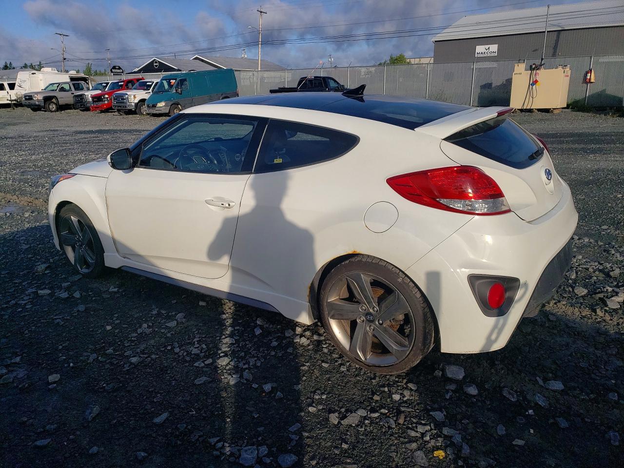 2013 Hyundai Veloster Turbo - zdjęcie 2