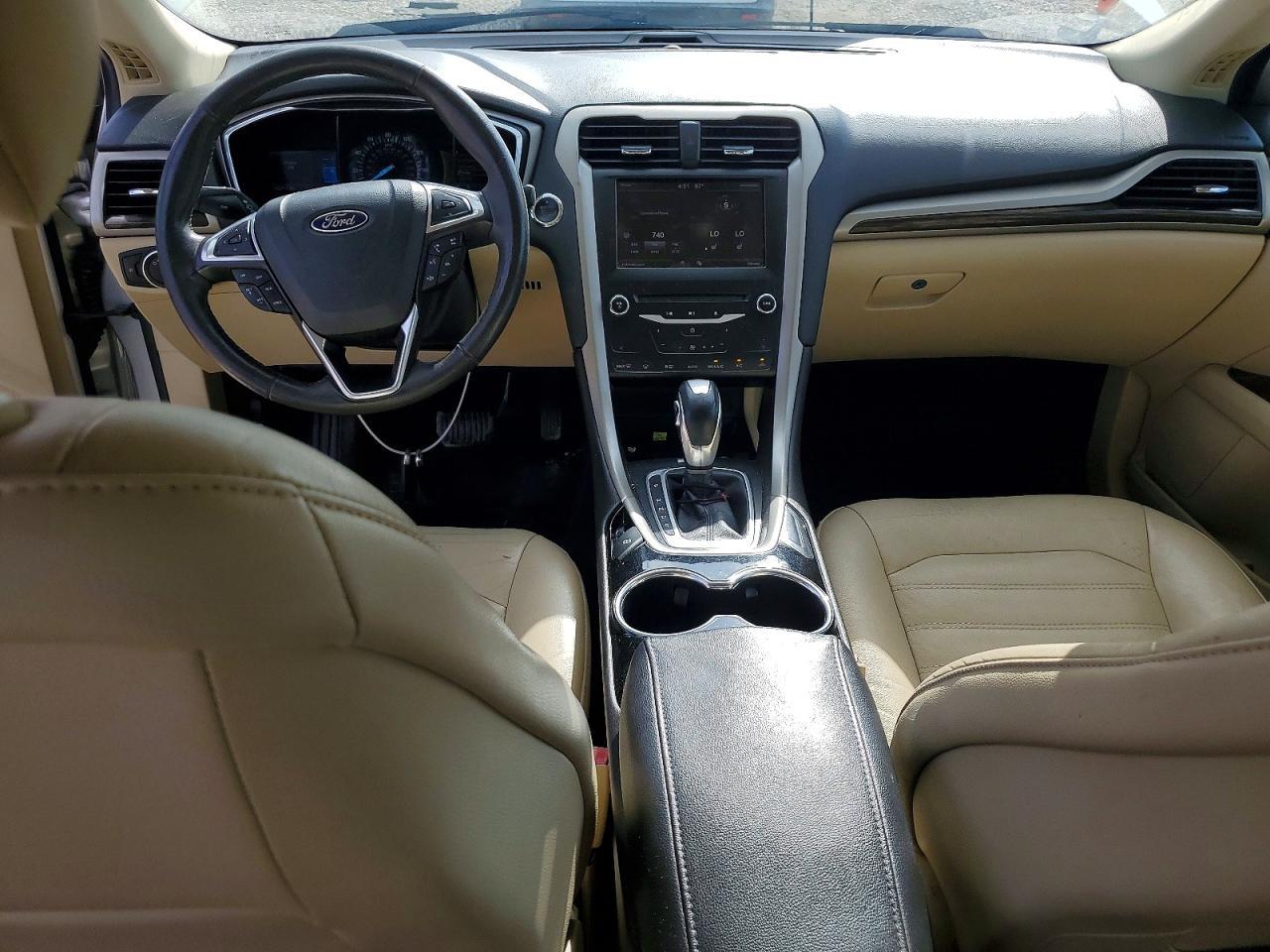 2015 Ford Fusion Se - zdjęcie 8