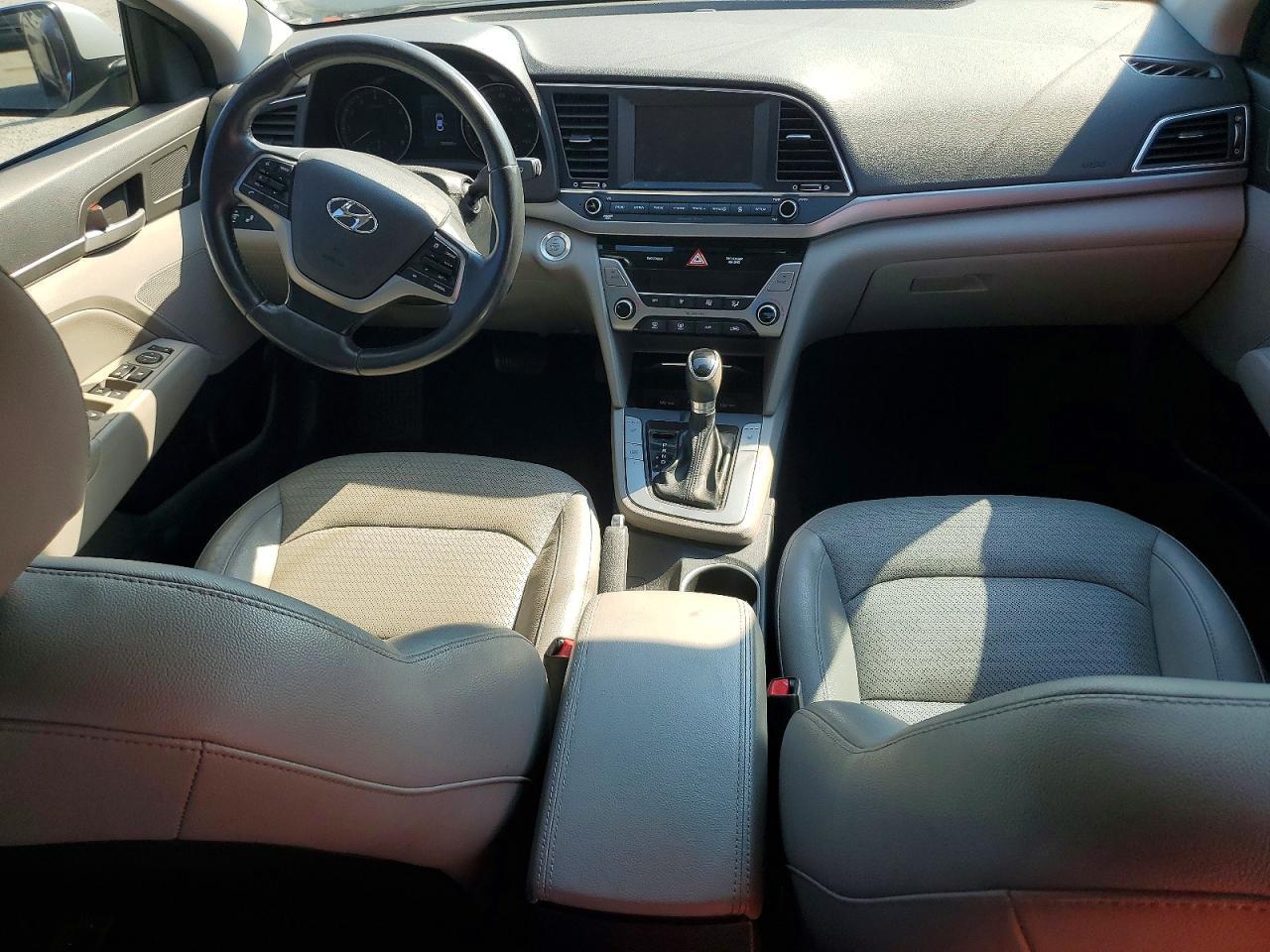 2017 Hyundai Elantra Limited - zdjęcie 8