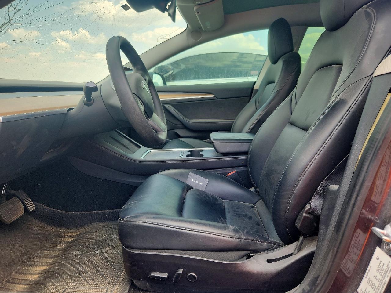 2022 Tesla Model 3 - zdjęcie 7