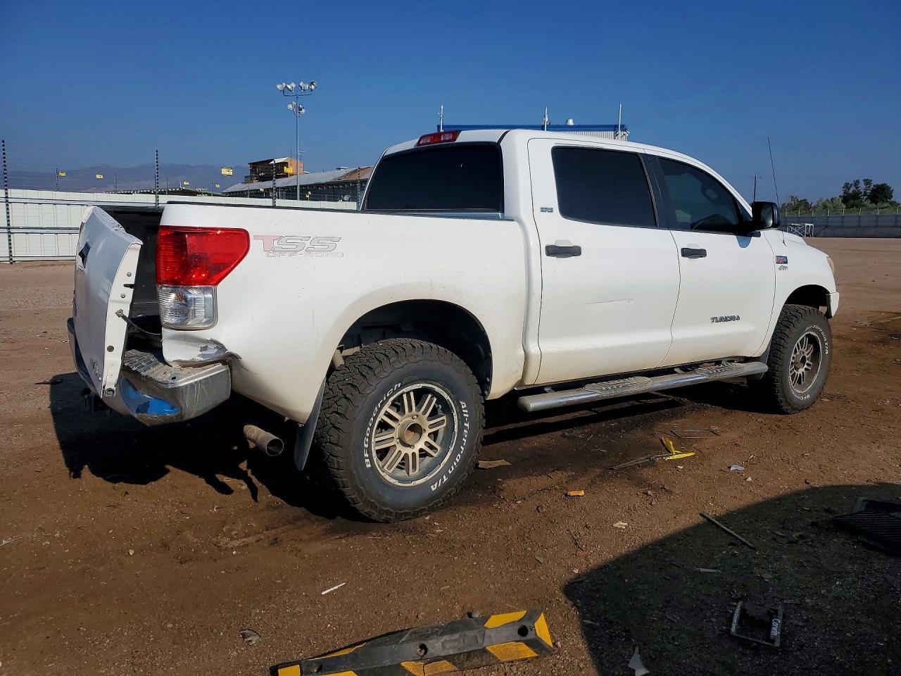 2013 Toyota Tundra Crewmax Sr5 - zdjęcie 3