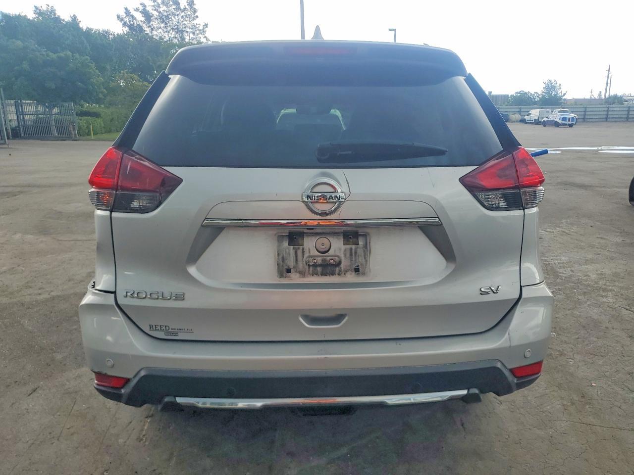 2019 Nissan Rogue Sv - zdjęcie 6