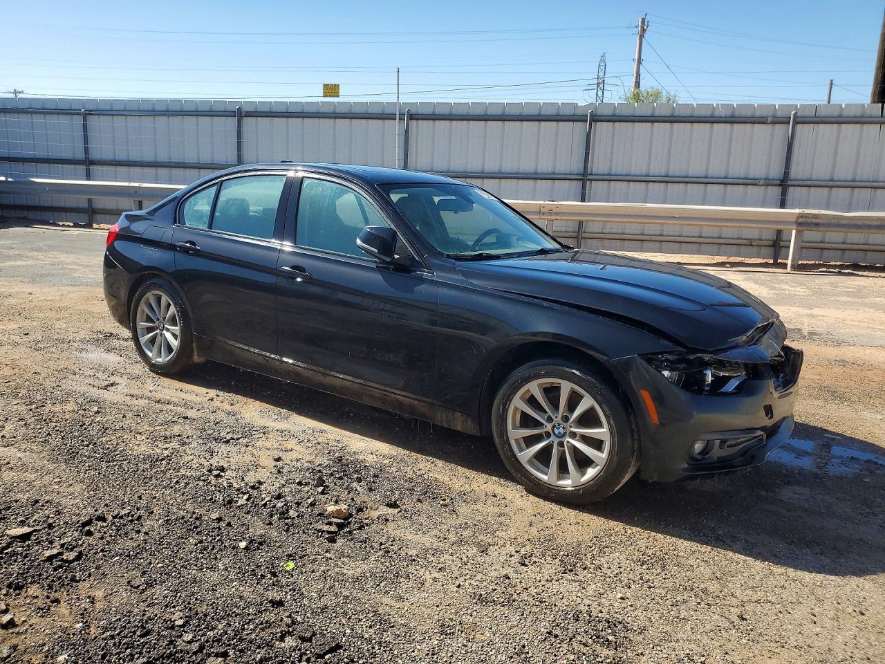 2018 BMW Seria 3 320i - zdjęcie 4