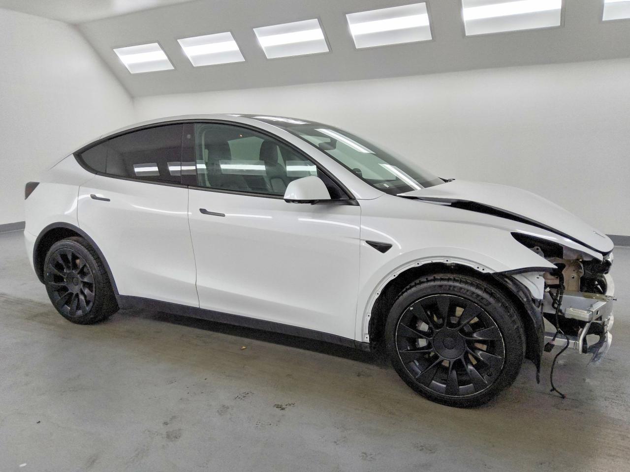 2022 Tesla Model Y - zdjęcie 4