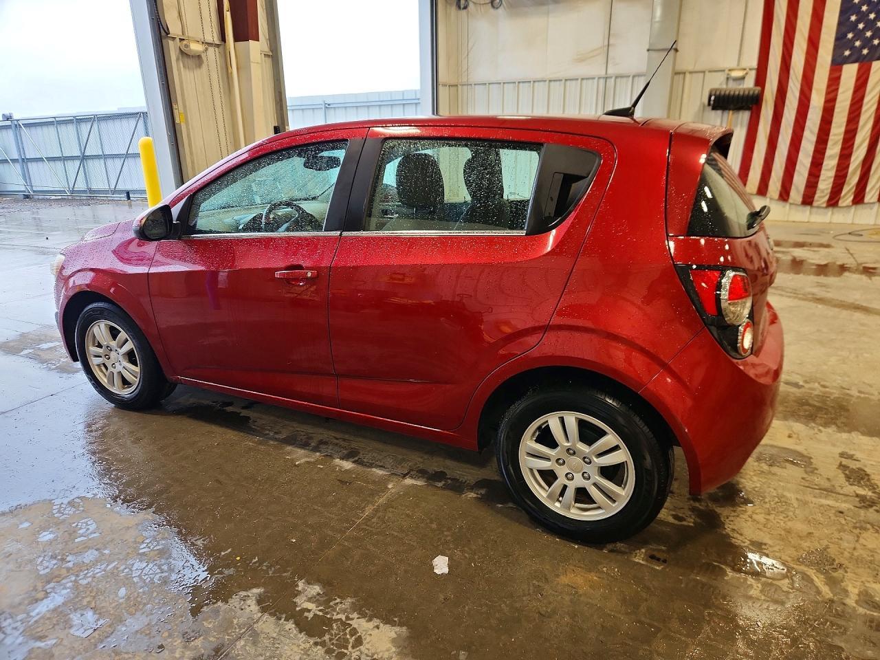 2013 Chevrolet Sonic Lt - zdjęcie 2